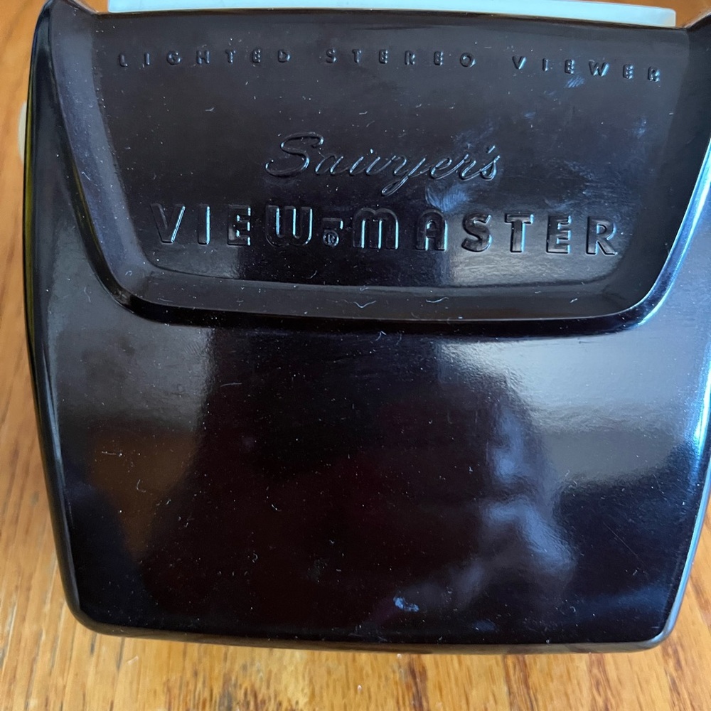 Vintage Sawyer’s Viewmaster. Lighted stereo viewer